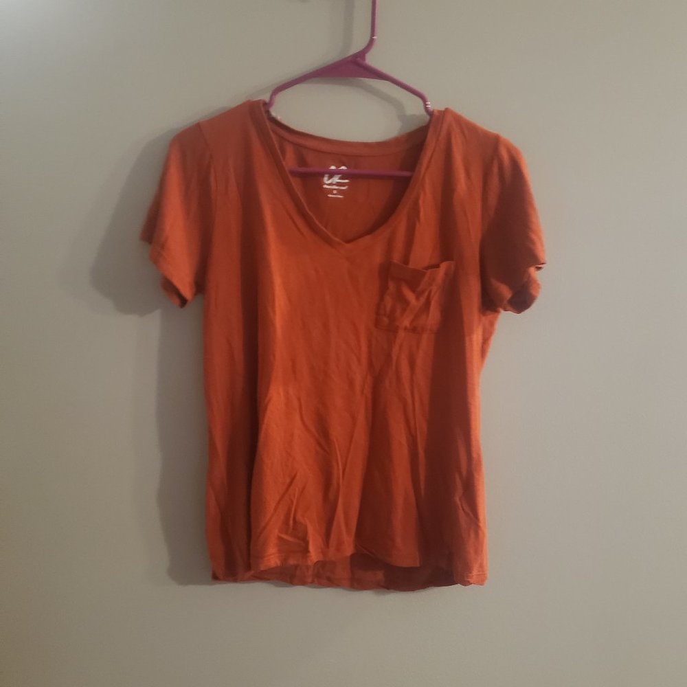 EUC V-Neck Top